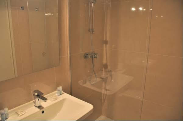 Hostal Alberana Verges Ngoại thất bức ảnh