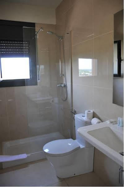 Hostal Alberana Verges Ngoại thất bức ảnh