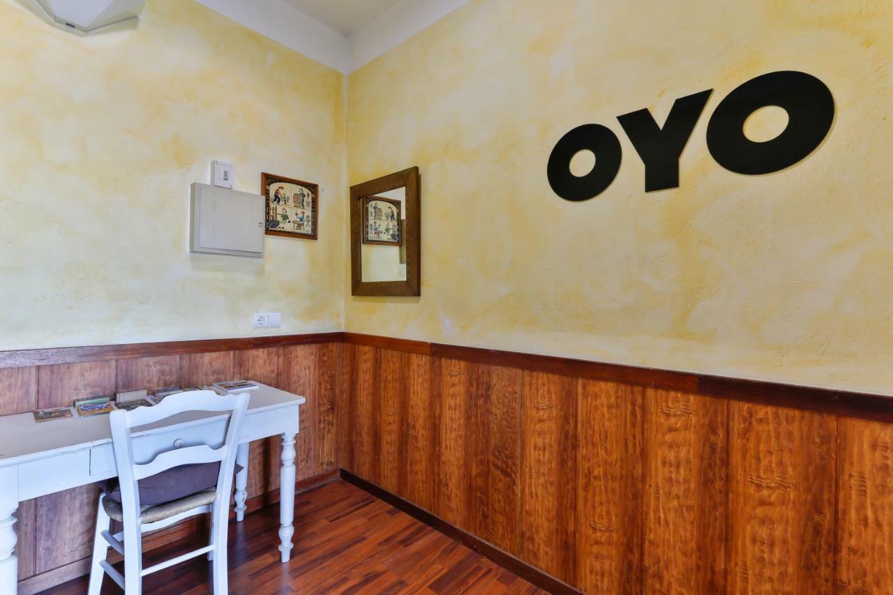 Hostal Alberana Verges Ngoại thất bức ảnh