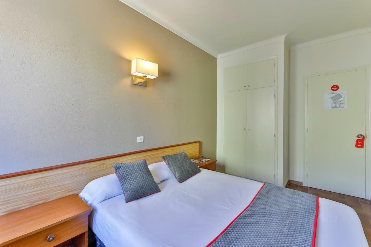 Hostal Alberana Verges Ngoại thất bức ảnh