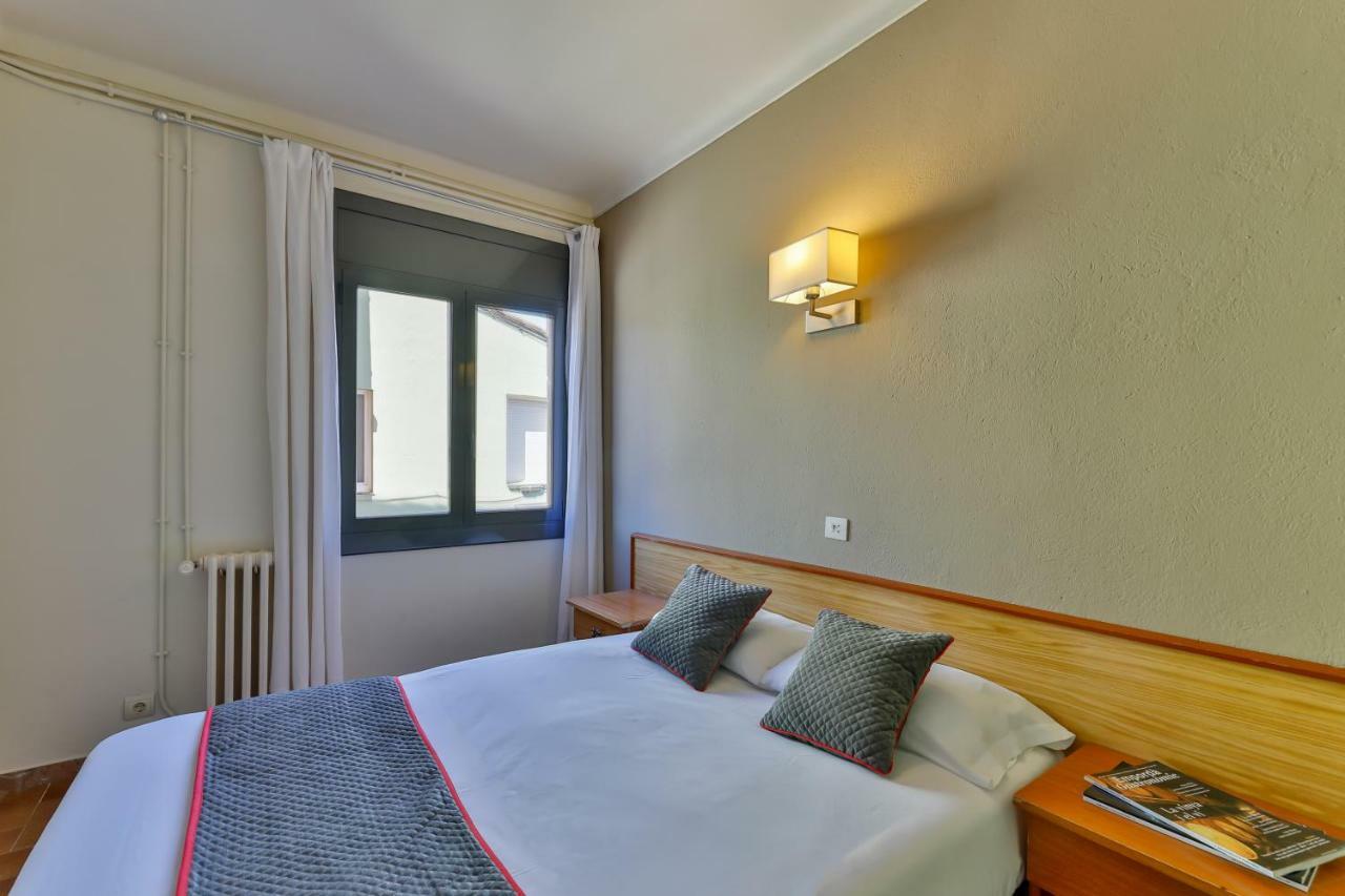 Hostal Alberana Verges Ngoại thất bức ảnh