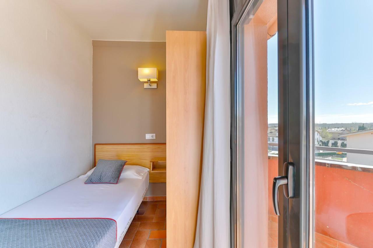 Hostal Alberana Verges Ngoại thất bức ảnh